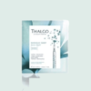 Masque hydratant Thalgo dans un sachet en papier, sur fond vert